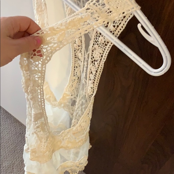 Lace cover/top - Picture 5 of 5